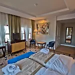 Dyplomat 4* Ольштын